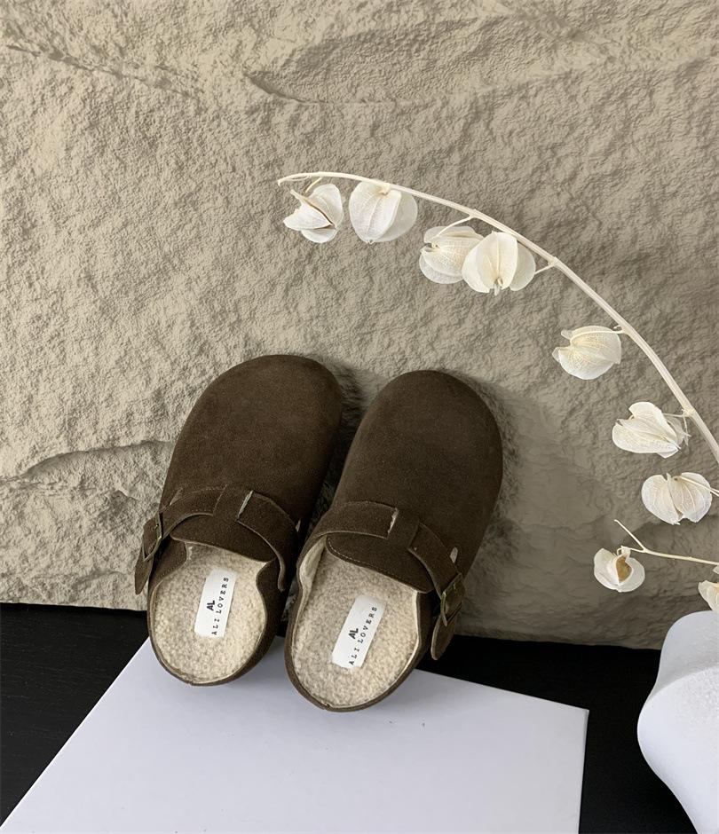 2025 autumn and winter new thick-soled bag head half slippers women's wear fashion one-pedal lazy shoes