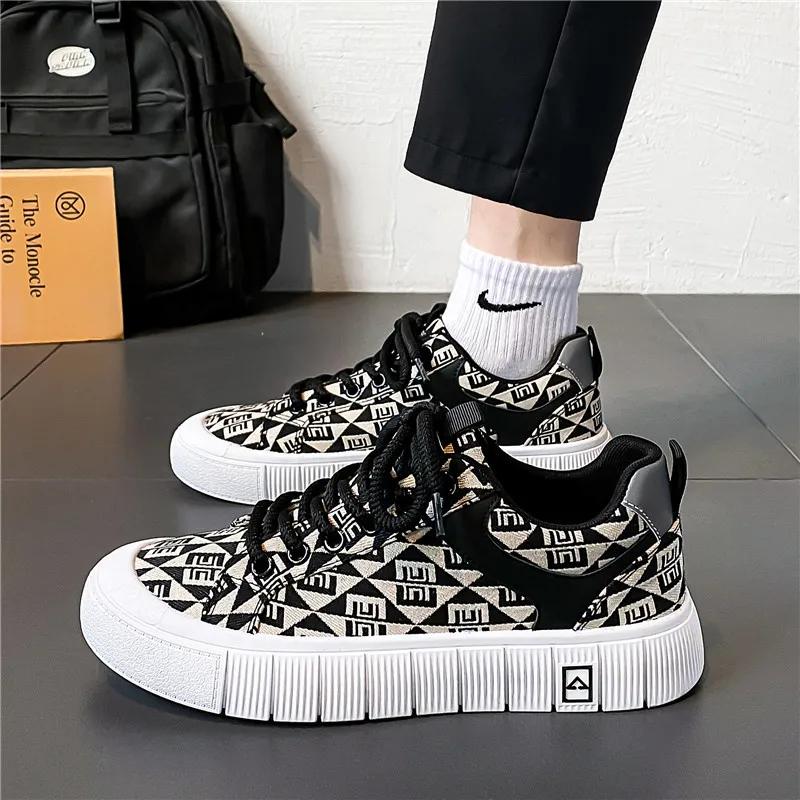 Fashion Luxury Men's Sneakers Zapatos Para Hombres Fashion Trend Versatile Casual Board Shoes Lightweight and Breathable Running Shoes