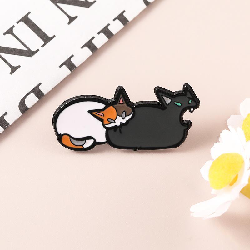 1/4Pcs Funny Cat Fight Cute Enamel Brooches Cartoon Creative Design Schoolbag Pins Badge Daily Wear Fashion Accessories Gifts