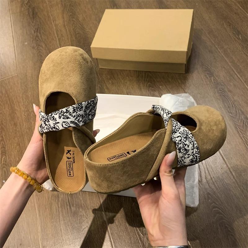 White Deer Spring and Summer New Fashion Versatile Small Height Increase Soft Bottom Baotou Slippers