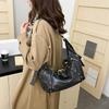 PU Leather Shoulder Bags Retro American Style Rivets Buckle Crossbody Bag Fashion Design Korean Style Locomotive Style Underarm CLE
