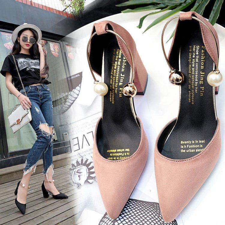 2024 Noua versiune coreeană din piele intoartă sălbatică Tocuri înalte ascuțite cu cataramă de cuvinte pantofi unici sexy, confortabili, cu tocuri înalte, pantofi de damă