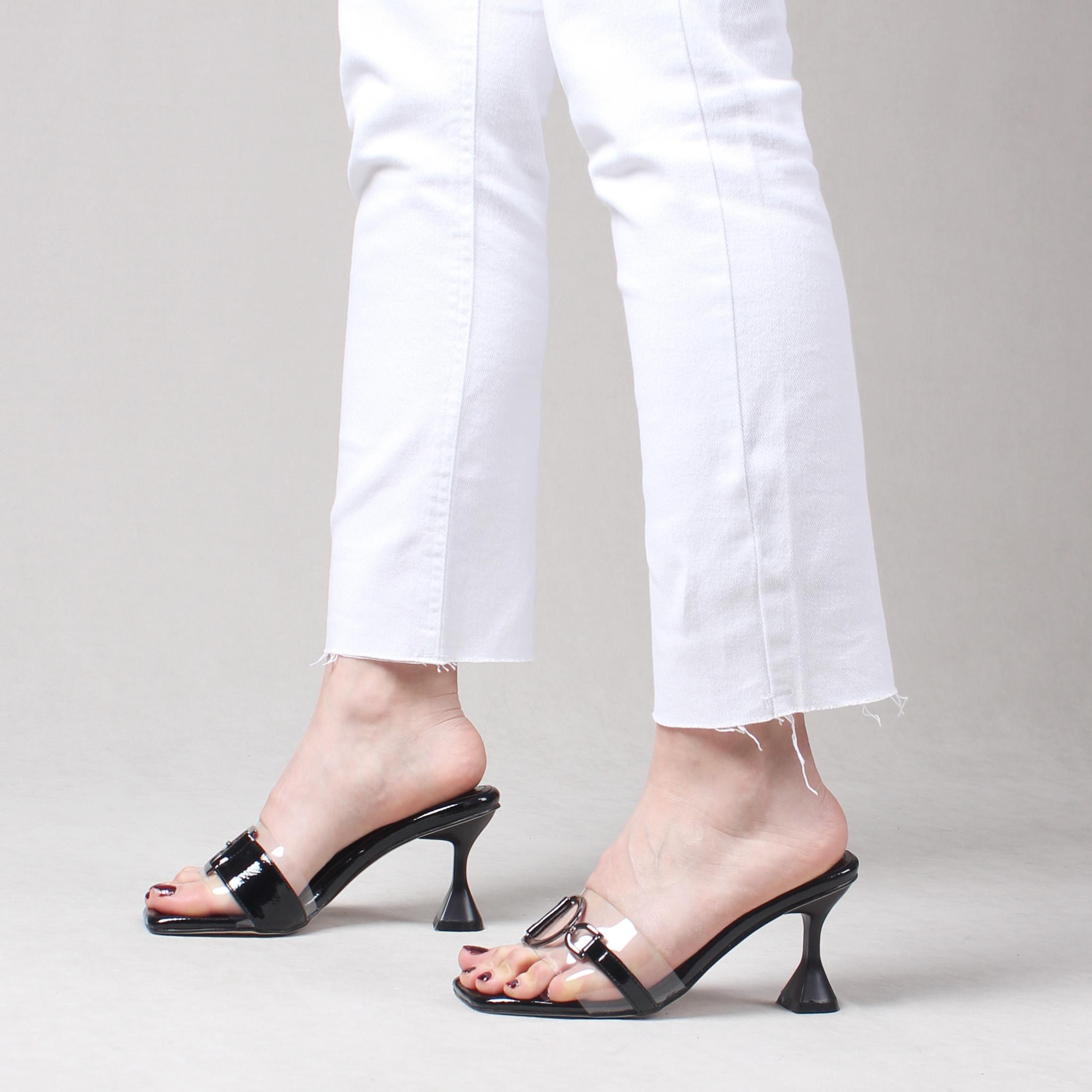 

Женские тапочки Черные повседневные удобные тапочки с пряжкой Летний сезон 2021 г.