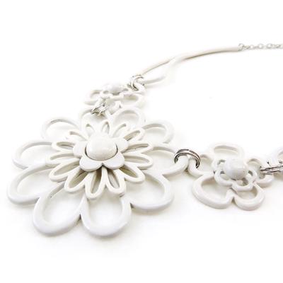 [I9960] - White 'Marguerite' Designer Necklace