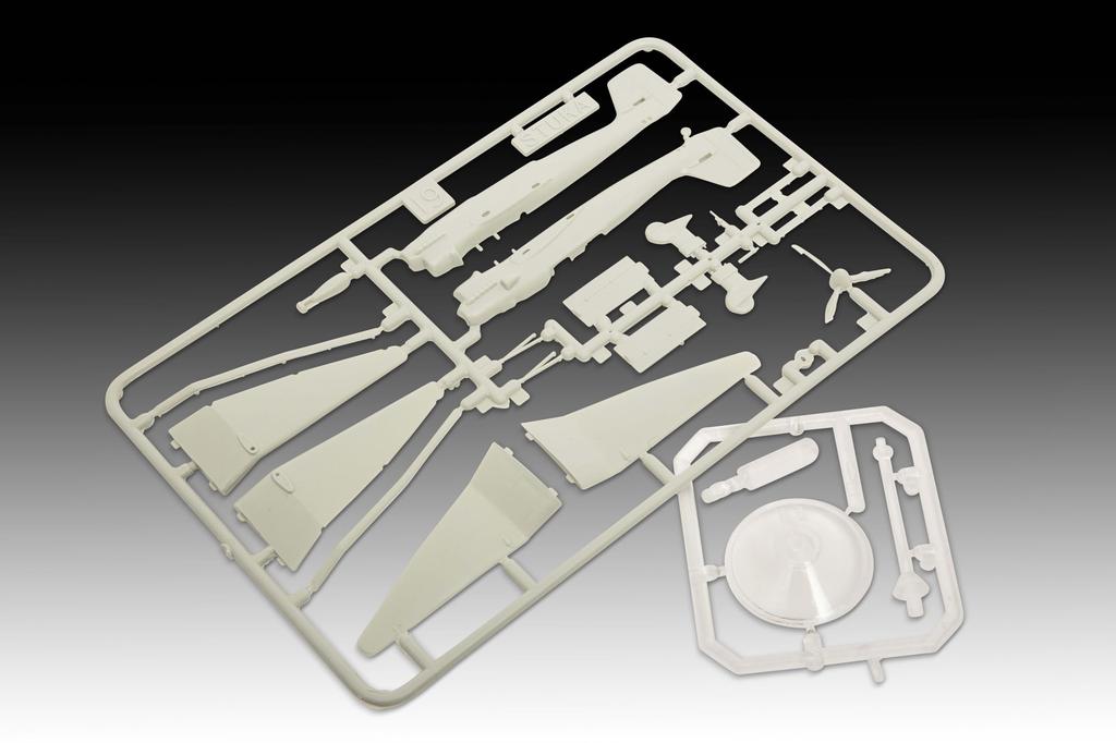 Revell Messerschmitt Bf109E Junkers Ju87B Stuka Plastic Model Kit 03770 1/144 & (Airplane)