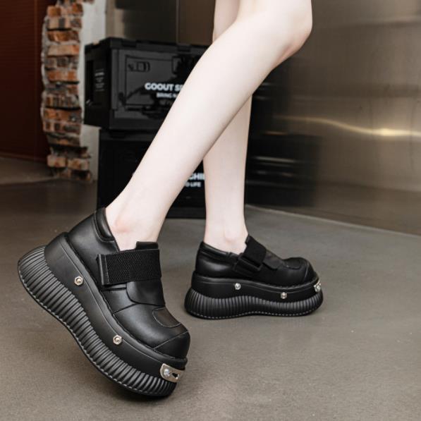 Fashion 8CM Microfiber Leather Mary Jane Autumn Flats Slipper Pumps High Women Puck Metal Platform Wedge Shoes Spring Brand Round Toe