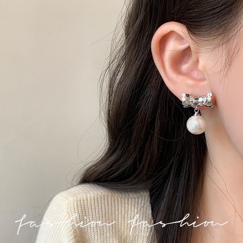 Sterling silver needle geometric splicing bow glass pearl earrings women's European and American style elegant and unique earrings tide