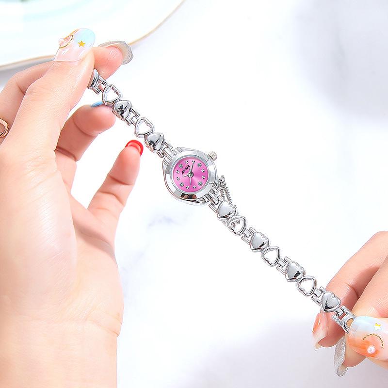 AIYISHI Love Yishi Fashion Trend Women's Quartz Watch with Bracelet - Designed for Students (Model 1869).
