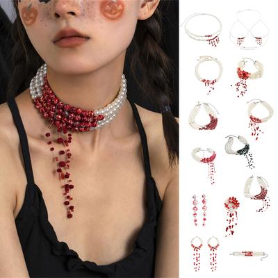 Blutperlen Halskette, Halloween Gothic Halskette, Perlen Choker Halskette für Frauen, Tropfende blutige Perlenkette Schmuck Halloween Party Kostüm Geschenk