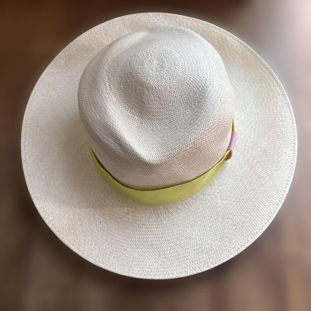 Used La Cerise sur le chapeau straw hat