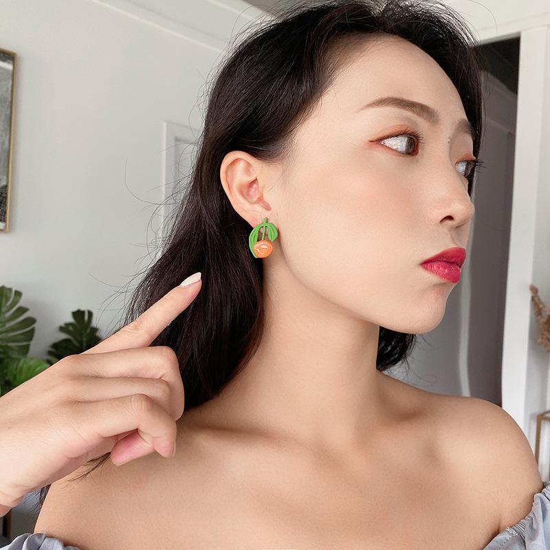 925 Silver Heart & Daisy Earrings - Fun Design with Drip Oil Paint, Flower Studs & Dangle Clips
