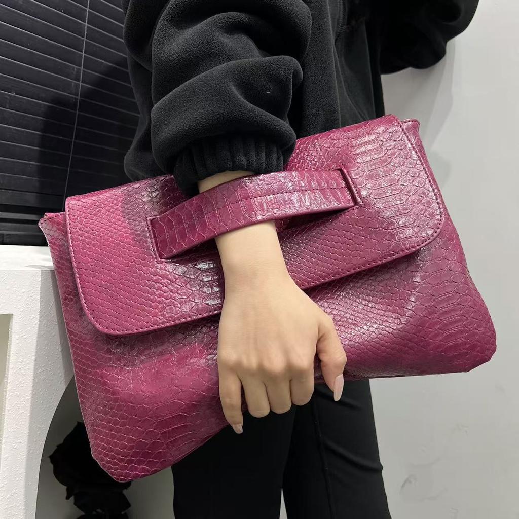 Ladies' Fashion Handbag with Thick Serpentine Pattern High Capacity Retro New Document Storage Bag