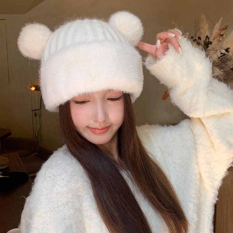 Autumn and winter cute bear ear hat women's face small warm ear protection knitted hat simple wool hat