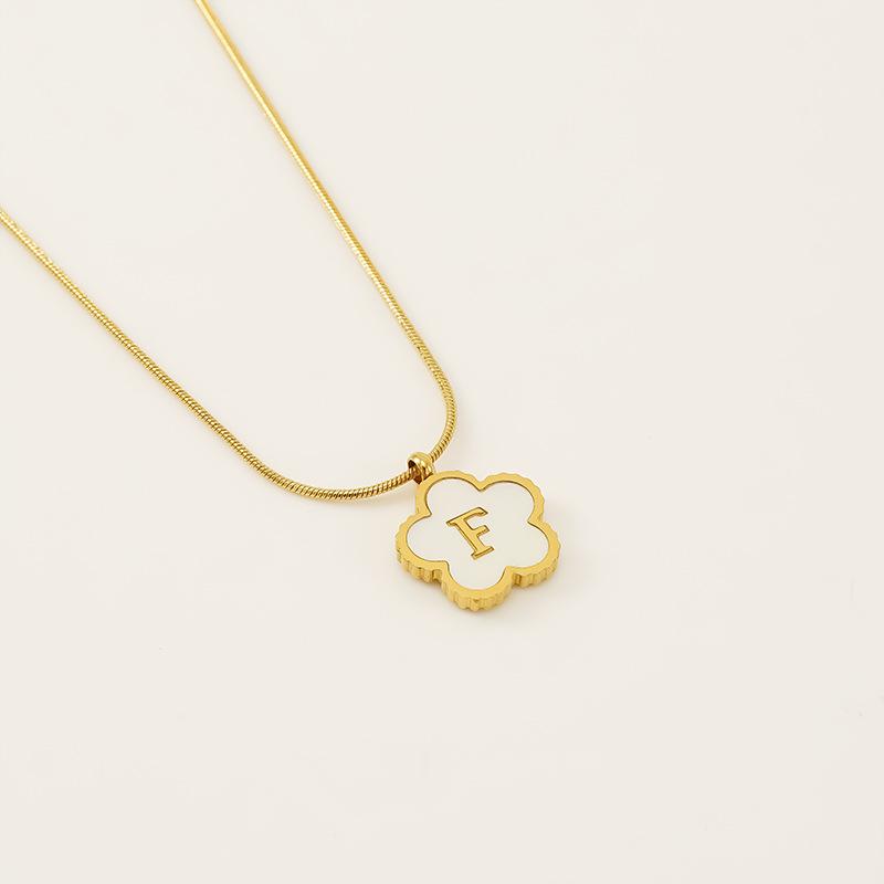 Stainless steel five-leaf clover 18K letter necklace high sense 26 shell letter pendant jewelry