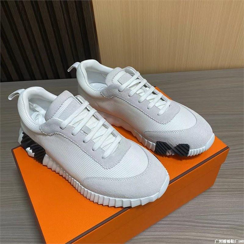 New H Cowhide Sports Breathable Trend Female Internet Celebrities with the Same Lightweight Male Couple Fashion White Shoes