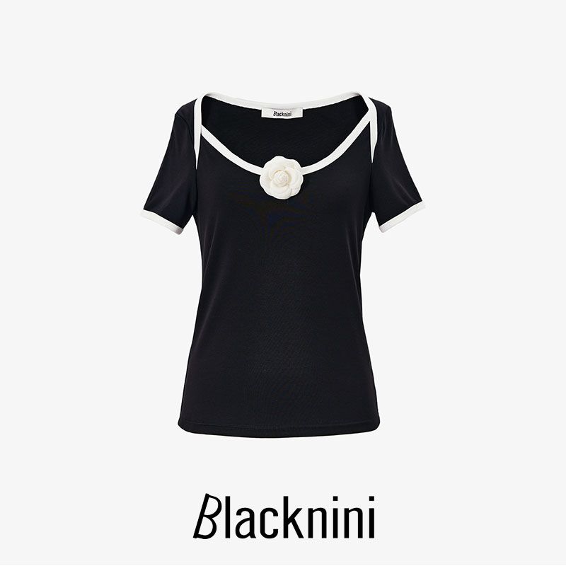 

Blacknini Yin Huafu s Heart-Moving Fragrance Royal Use Big U-Neck Contrast Color Short Sleeve T-shirt Top Black(With Camellia Accessories (In Stock)) XS