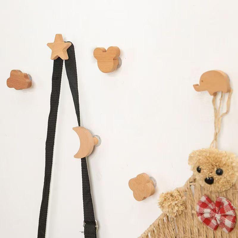 1PC Solid Wood Star Decorative Hook Moon Adhesive Hook No Punching Simple Wooden Wall Coat Hook Flower Cloud Interior