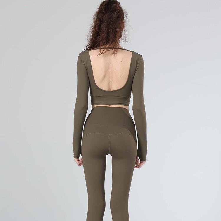 European & American Autumn Yoga Wear: Long Sleeve, Skin-Friendly, Comfortable, Sexy Fit with Chest Pads for Women