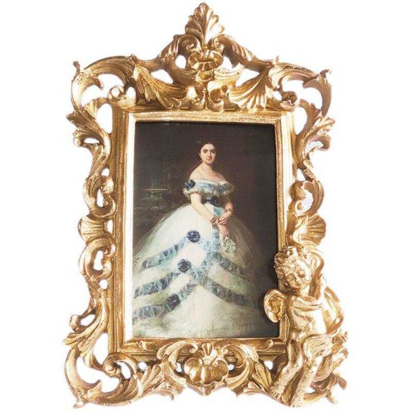 Европейская фоторамка из смолы с золотым тиснением для декора гостиной Other Sizes
