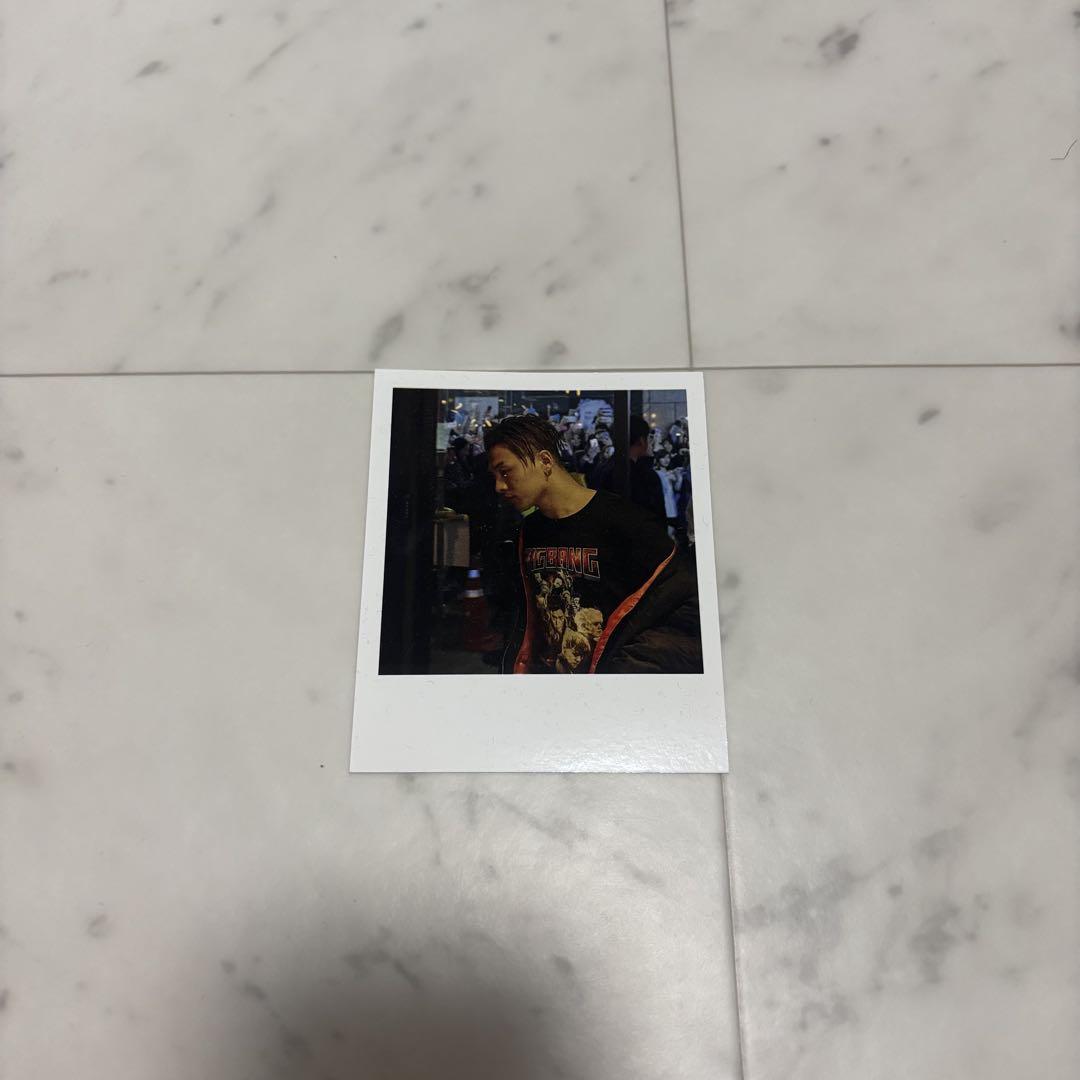 

[Б/У] BIGBANG SOL Полароид