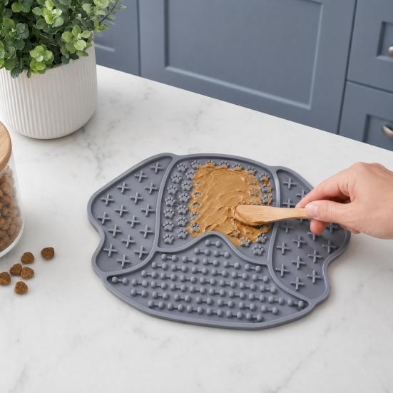 Pet Slow Food Mat with Strong Suction Cup, Puppy Head Design Pet Feeding Mat, Dog Slow Eating Bowl Accessory for Prevent Choking Anxiety Relief