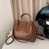 Retro Niche Design Portable Large-Capacity Bag Female Tide Commuter Tote Bucket Bag