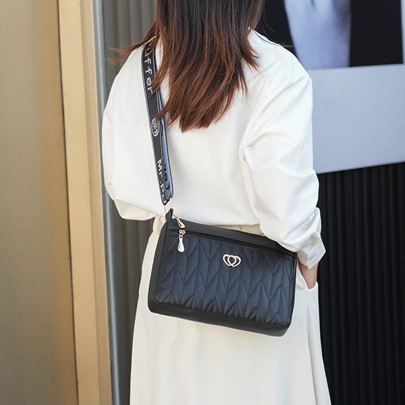 New Summer Large Capacity Versatile Crossbody Bag  Mother Mobile Phone Bag