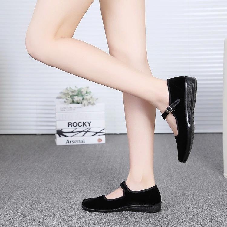 Old Beijing cloth shoes women's work shoes flat non-slip soft sole comfortable belt women's cloth shoes black hotel flats