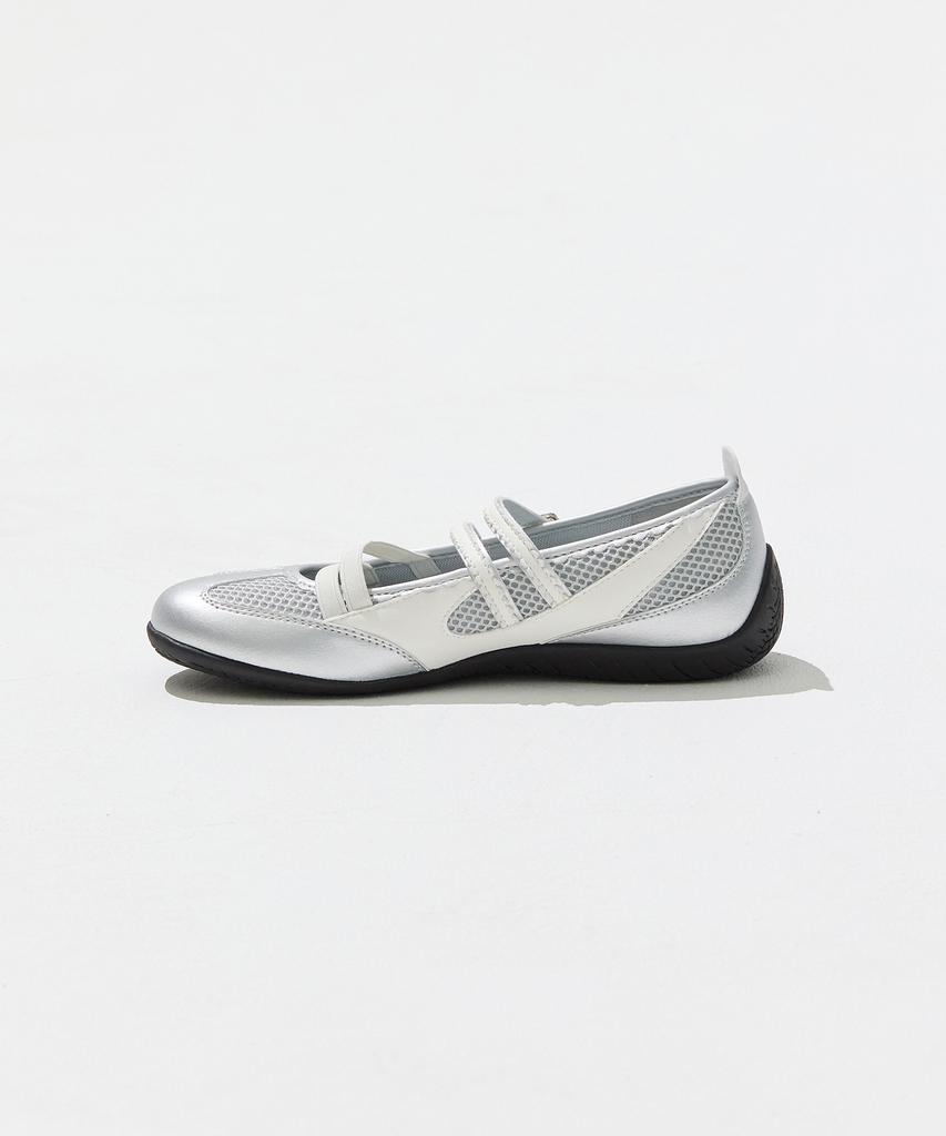 Clcl Nudge Strap Flat Shoes - Silver