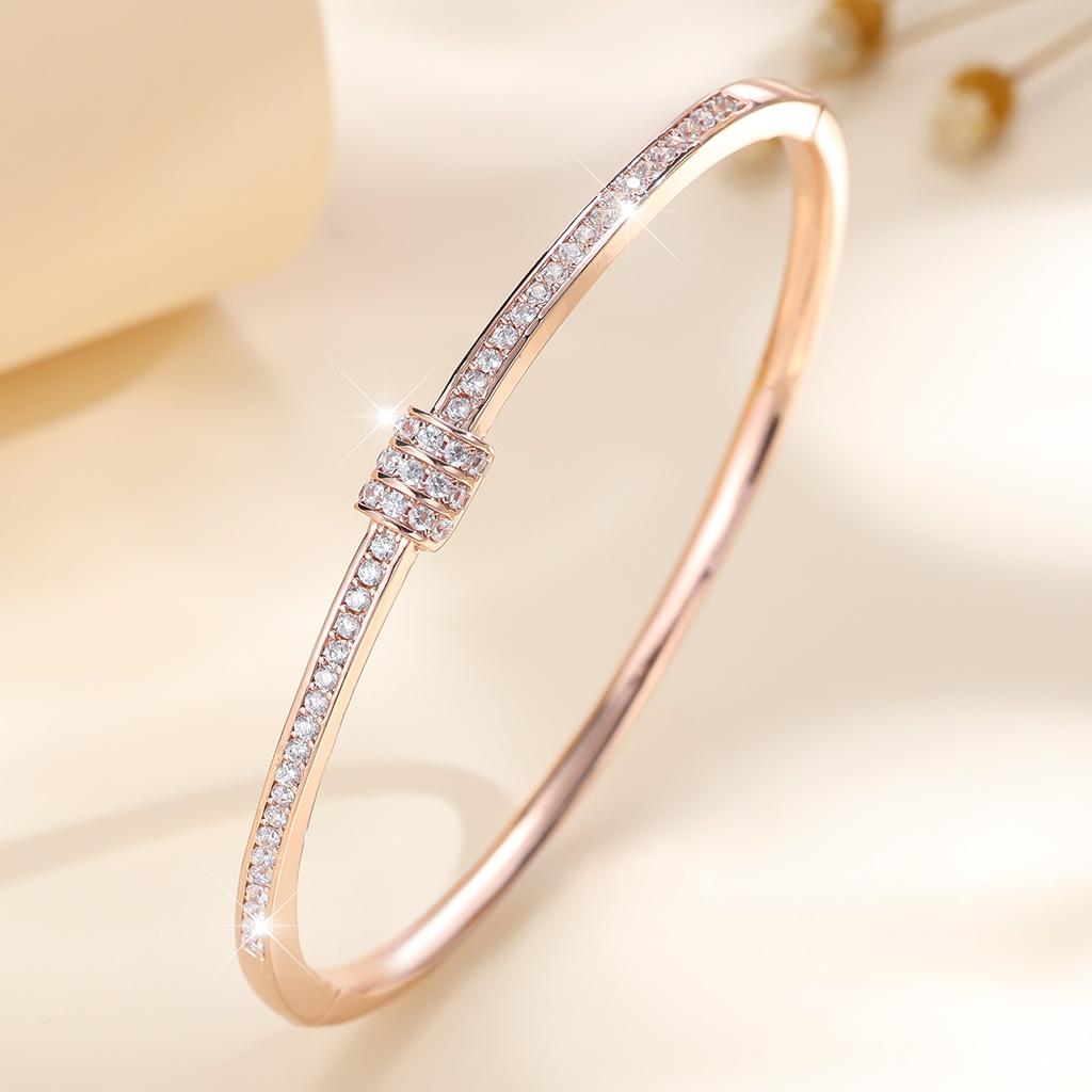 High-quality Zircon-encrusted Bracelet Korean Style Hand Jewelry Temperament Small Waist New Bracelet