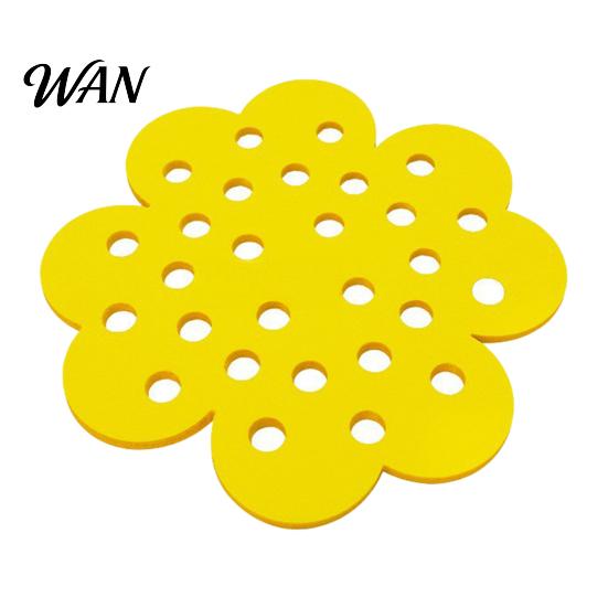 Outdoor Bee Drinking Platform Floating Island, Honeycomb Design Platform, Safe Waterer for Garden Float Bees Butterflies Cup Backyard Pollinators