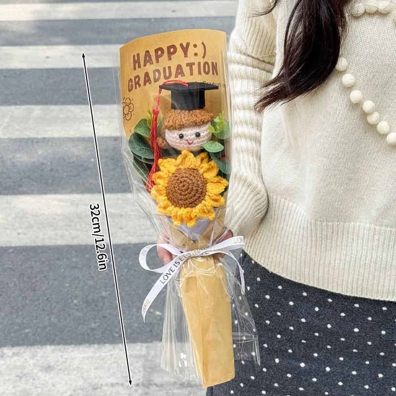 Crochet Flowers Bouquet Graduation Bouquet Teacher's Day Gift Bear Bouquet Hand Woven Graduation Gift for Teachers and Student