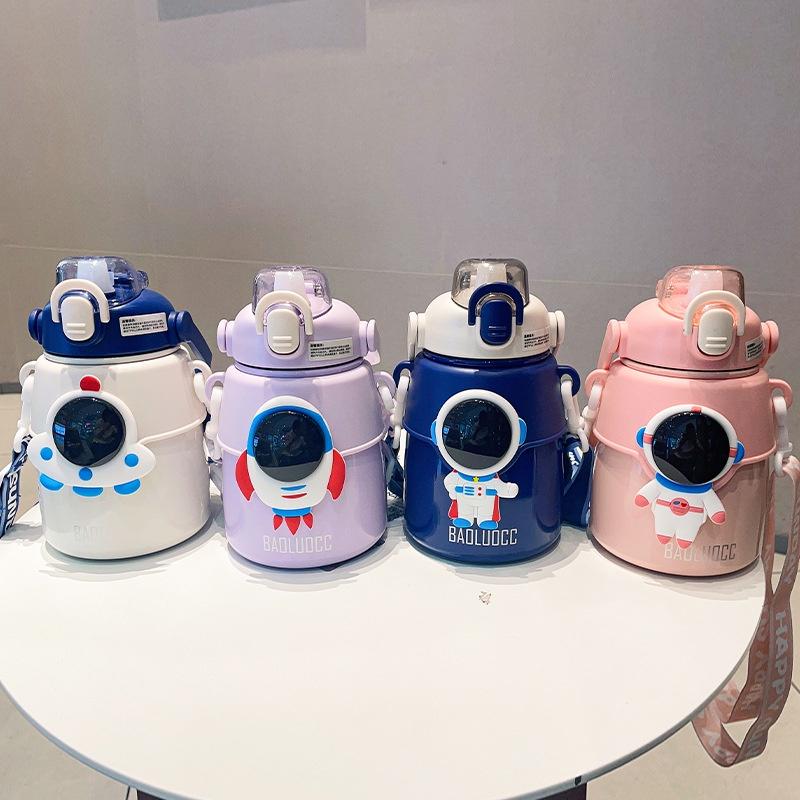 Hseen 2023 New Children's Insulated Cup Cute Cartoon Straw Cup Stainless Steel 850ml Capacity