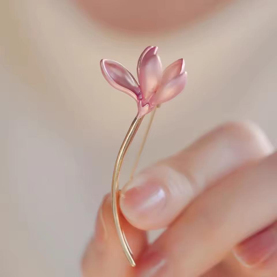 Women's Elegant Pink Lotus Flower Brooch Floral Lovers Chest Flower Suit Coat Pin Fashion Dressing Jewelry Gift