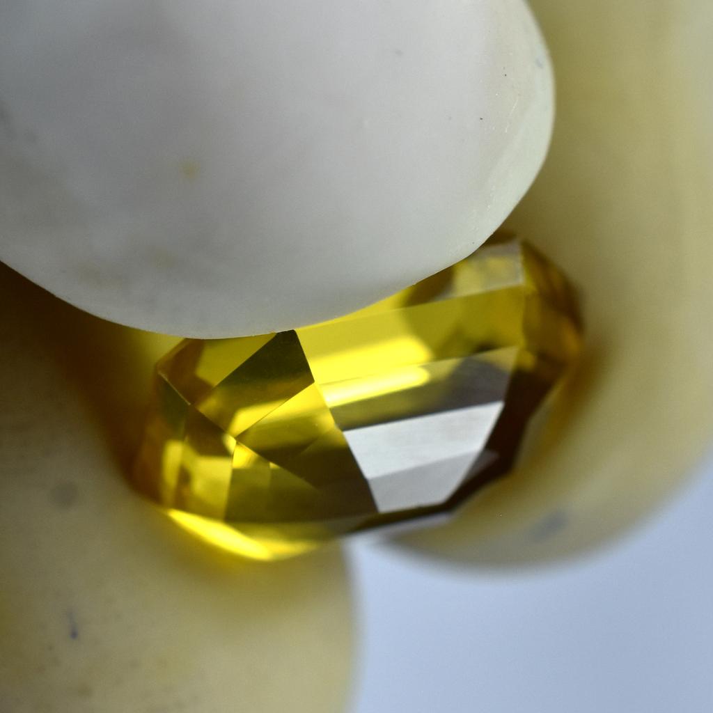 Sapphire Yellow Unique Color Emerald Cut 7.20Ct Natural Loose Gemstone CERTIFIED AR-182