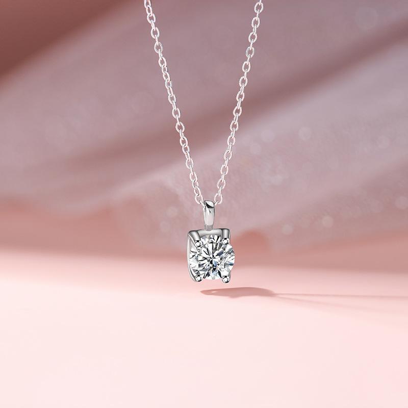 

Блестящее ожерелье из циркония, женская легкая роскошная цепочка на ключицу из нержавеющей стали с четырьмя когтями и инкрустацией бриллиантами