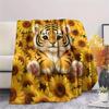 1Pc Cartoon Print Flannel Blanket, High Quality Comfortable for All Seasons, Home Decor, Warmth and Comfort, Perfect for Christmas Birthday Gift