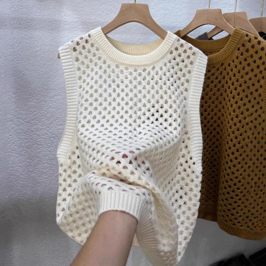 Retro Women's Round Neck Hollowed Out Knitted Vest Spring and Autumn New Loose Knitted Vest