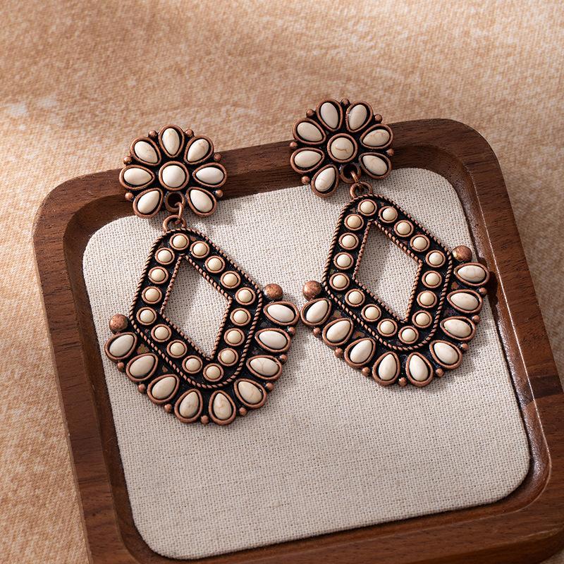 Bohemian Ethnic Hollow Flower Dangle Earrings Women Vintage Turquoise Drop Earrings Chic Summer Vacation Jewelry