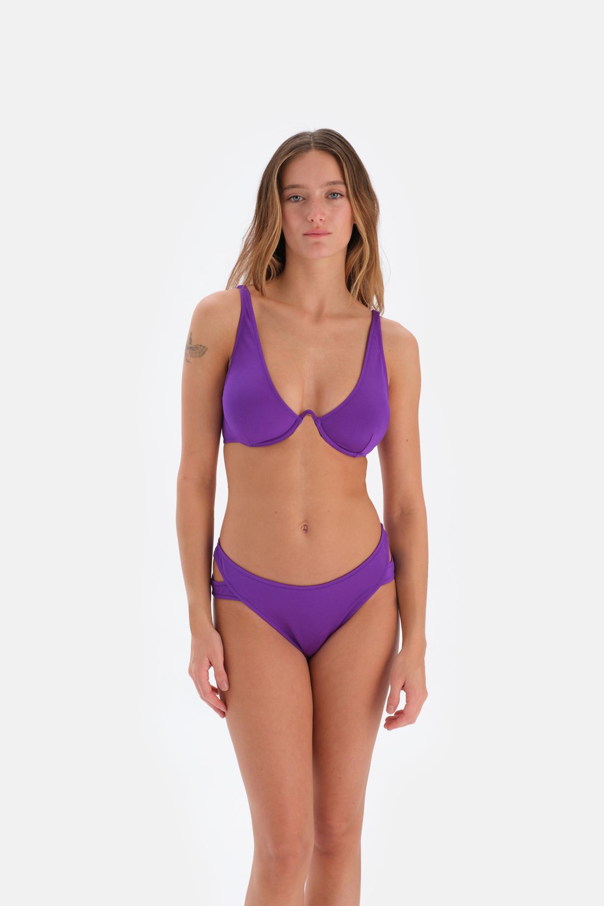 

Женский модный новый комплект бикини фиолетового цвета 3131Bk на косточках