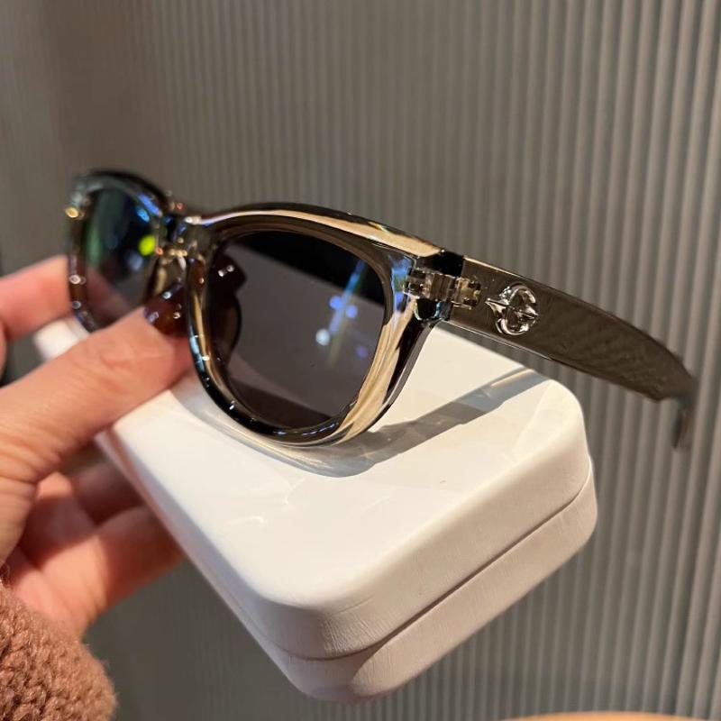 Stylish French-style Cat-eye Sunglasses for Women, Perfect for Creating A Fashionable Look and Providing Sun Protection.
