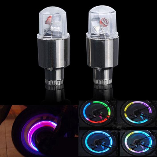 2 ks LED lampa Blikajúce svetlo na ventilček kolesa pre auto, bicykel, motocykel