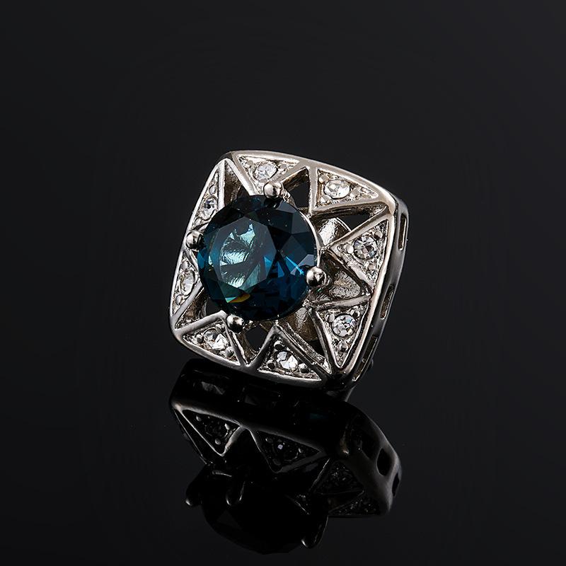 

Брошка Чоловічий комір Шпилька Костюм Пальто Корсаж Блейзер Брошка Жіночі аксесуари Щоденний тренд Британські аксесуари