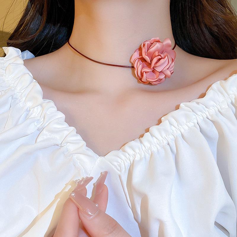 Collana con Perline per Clavicola Resort Bohemien - Accessorio di Moda di Lusso Leggero di Alta Gamma