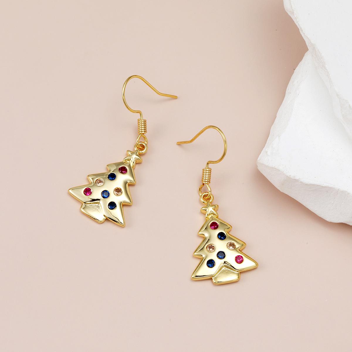 

Colorful Christmas Tree Earrings: Stylish Micro-Inlaid Holiday Gift Jewelry for Women золотой