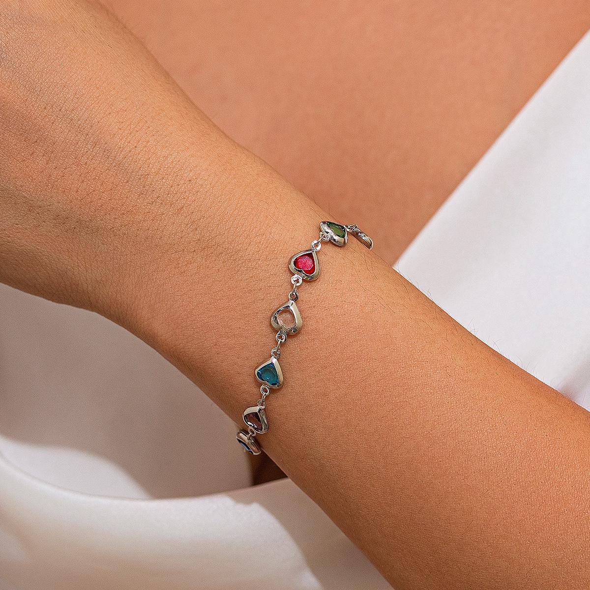 

Европейская и американская мода: Ожерелье из разноцветных кристаллов и цепочка на ключицу в легком роскошном стиле