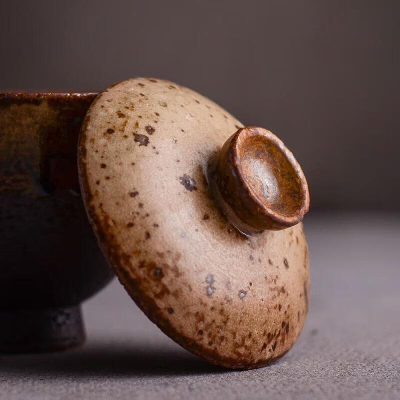 Traditional Wood-Fired Coarse Pottery Gaiwan
