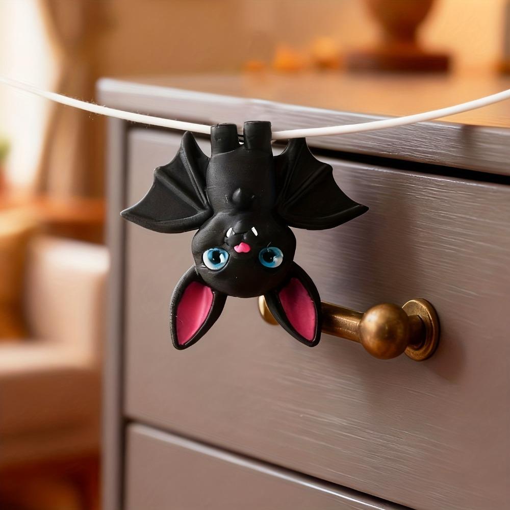 2 Piece Household Plastic 3D Printed Inverted Bat Statue Cartoon Blue Eye Hung Bat Sculpture Lightweight Mini Bat Model Study
