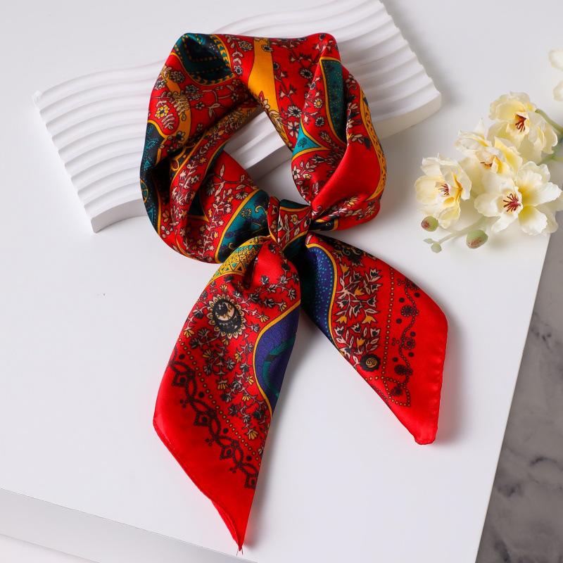 

Винтажный шелковый шарф в корейском стиле 70 см: Универсальный шейный платок из искусственного шелка с винтажным принтом для женщин 70*70cm