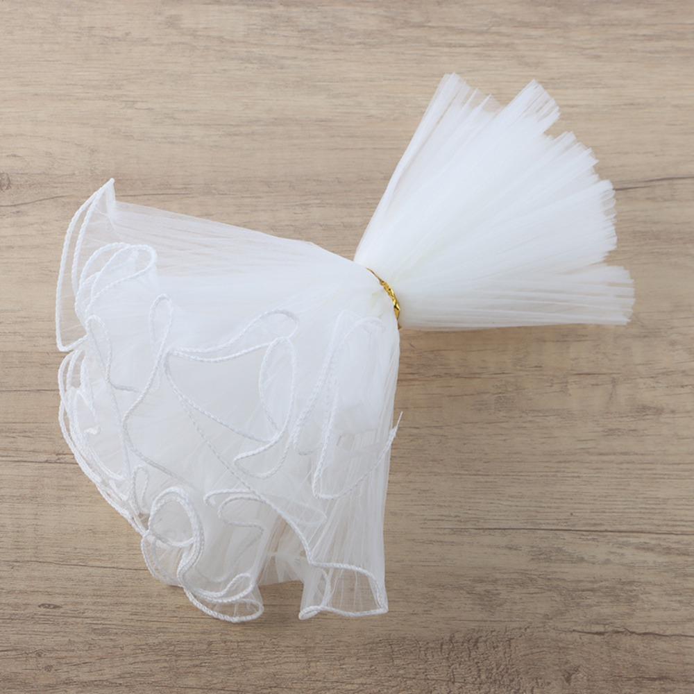 

28CM * 3.4 Meters Flower Wrap Paper Lace Mesh Pleated Mesh Wave Yarn White Pearl Pearl Edges Bouquet Packaging Valentine s Day one size